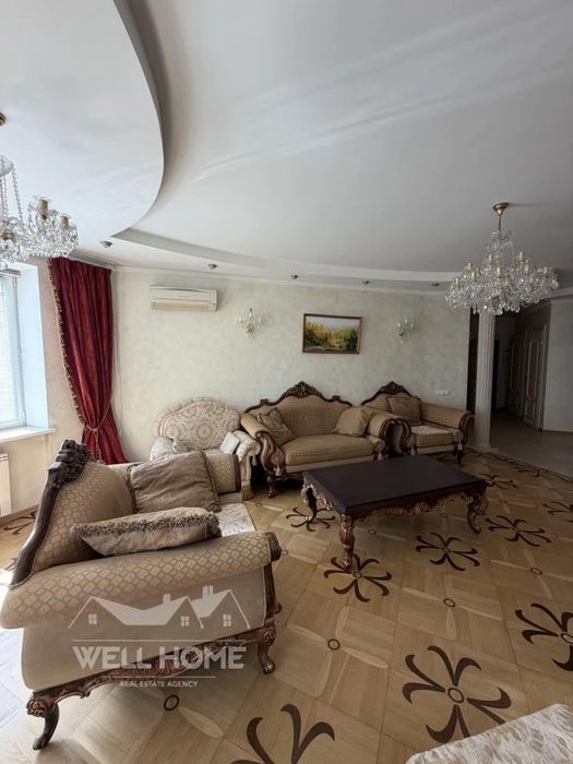 Продаж квартири 5к Микільсько-Слобідська, 4 Г Київ