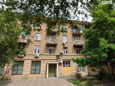 Продаж Квартира Середній Фонтан