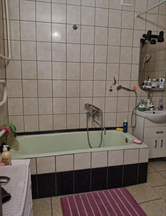 Просторий будинок для великої родини на Корбутівці — 295 м²