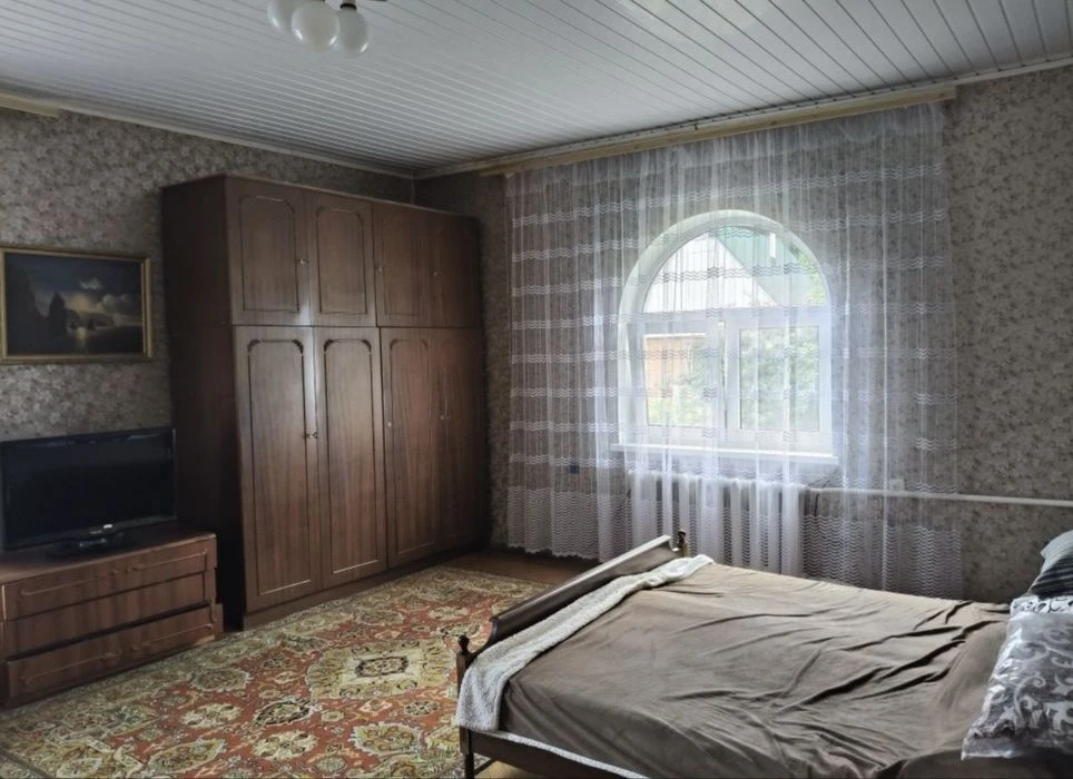 Просторий будинок для великої родини на Корбутівці — 295 м²