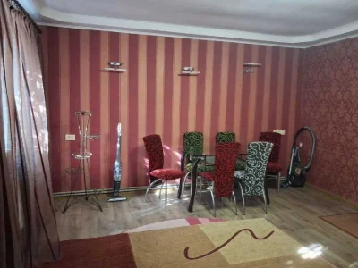Продам Дом в Корабельном районе (остановка крест) широкая ба