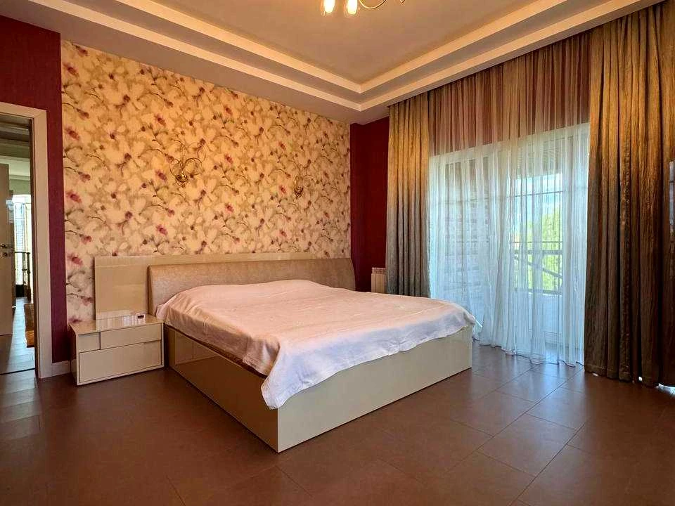 Будинок. Кропивницький, Курінний пров.
