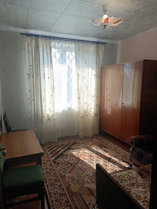 2-room apartment in Kharkiv, good condition.