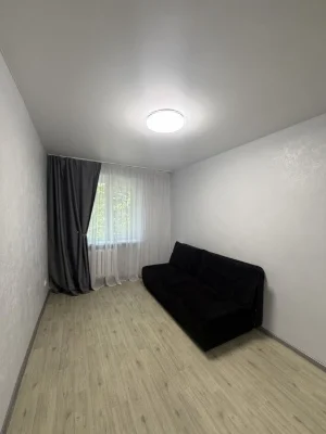 Продаж 3-кімнатна образцова калинова  Ковалевської 65 єВідно