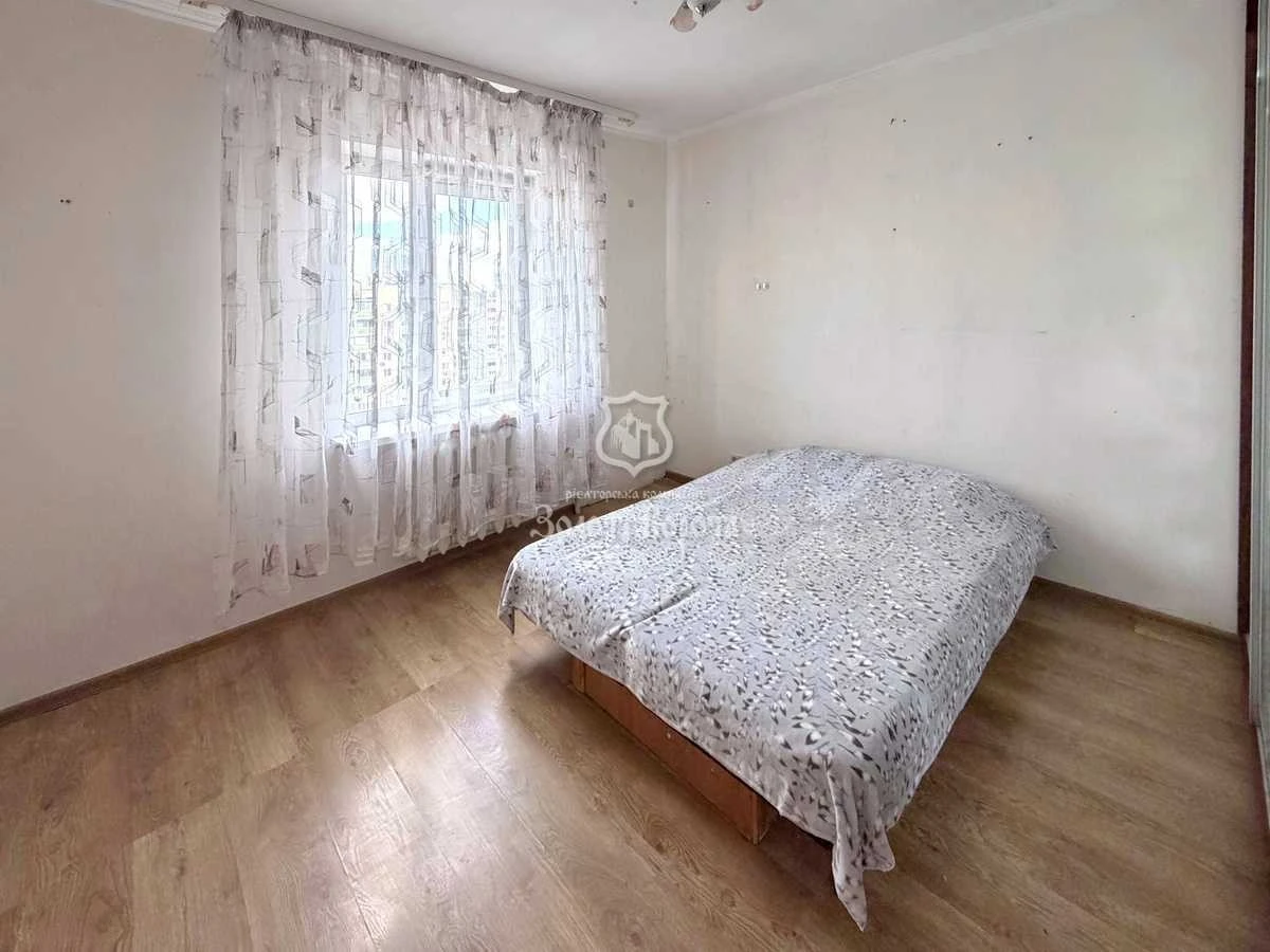 Продаж 2-кімнатної квартири 66.1 м², Михайла Донця вул., Дра