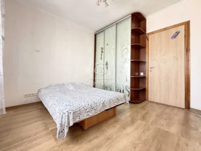 Продаж 2-кімнатної квартири 66.1 м², Михайла Донця вул., Дра