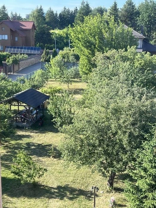 Продаж квартири на Щасливому