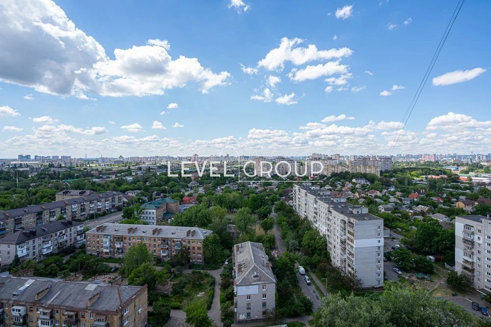 Продаж просторої, світлої 3кімнатної квартири