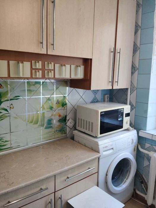 I am selling a 2-room apartment in Saltivka.