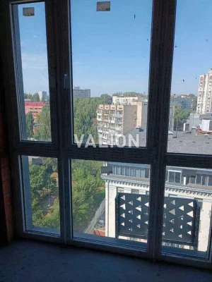 Продаж 1-к квартири вул. Шолуденка 30