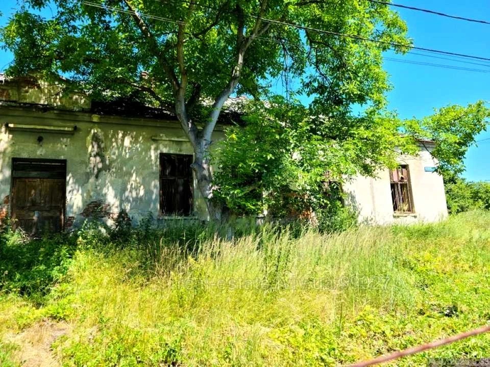 Будинок. Львів, Бережанська вул.