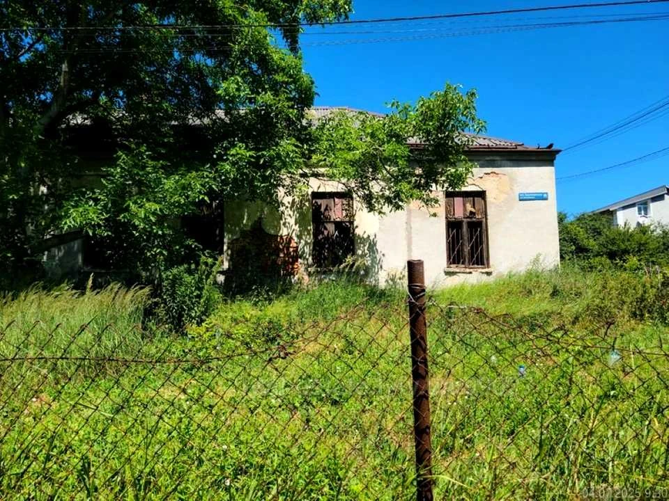 Будинок. Львів, Бережанська вул.