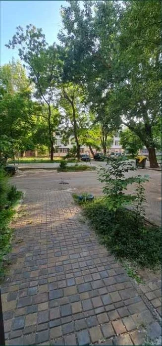 Продам 1 ком квартиру на 3 этаже Газового дома с отличным ра