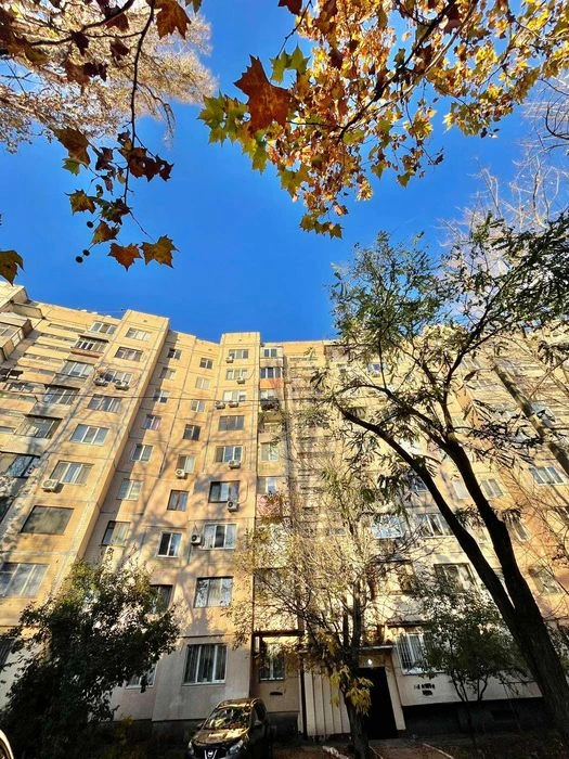 Продам 1 ком квартиру на 3 этаже Газового дома с отличным ра
