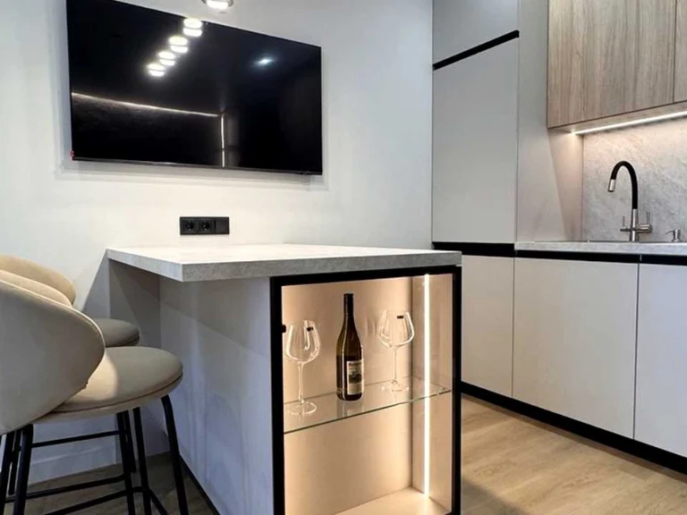Apartment. Kyiv, European Union Avenue (Pravdy)