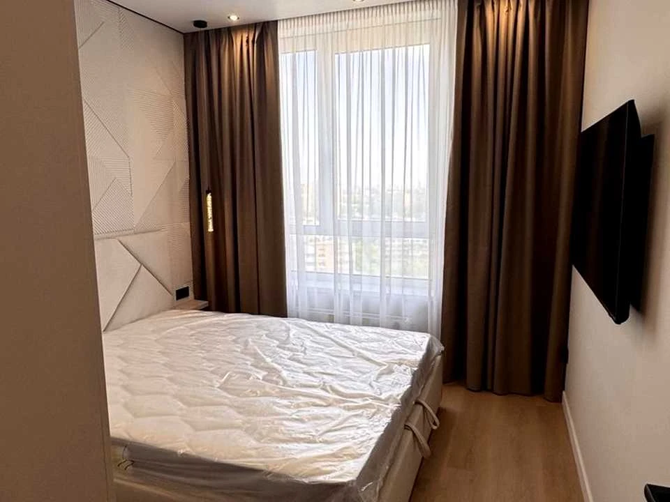 Apartment. Kyiv, European Union Avenue (Pravdy)