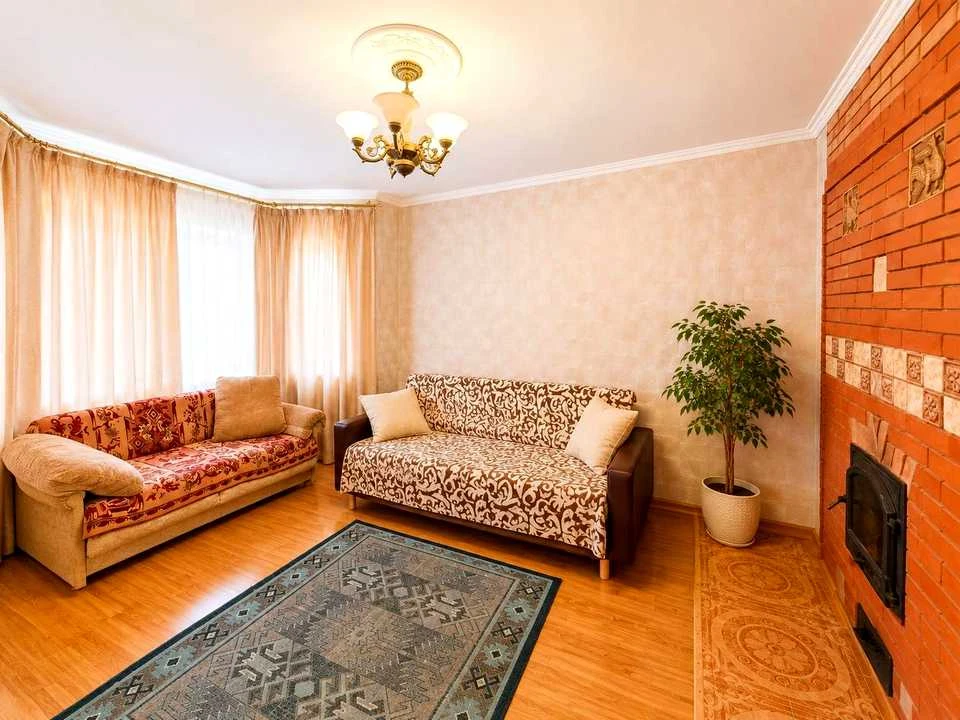 Будинок. Київ, Рогозівська вул.