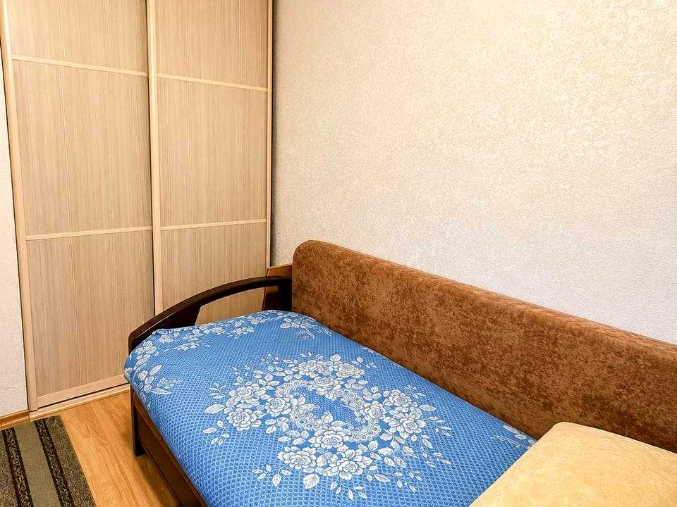 Будинок. Київ, Рогозівська вул.