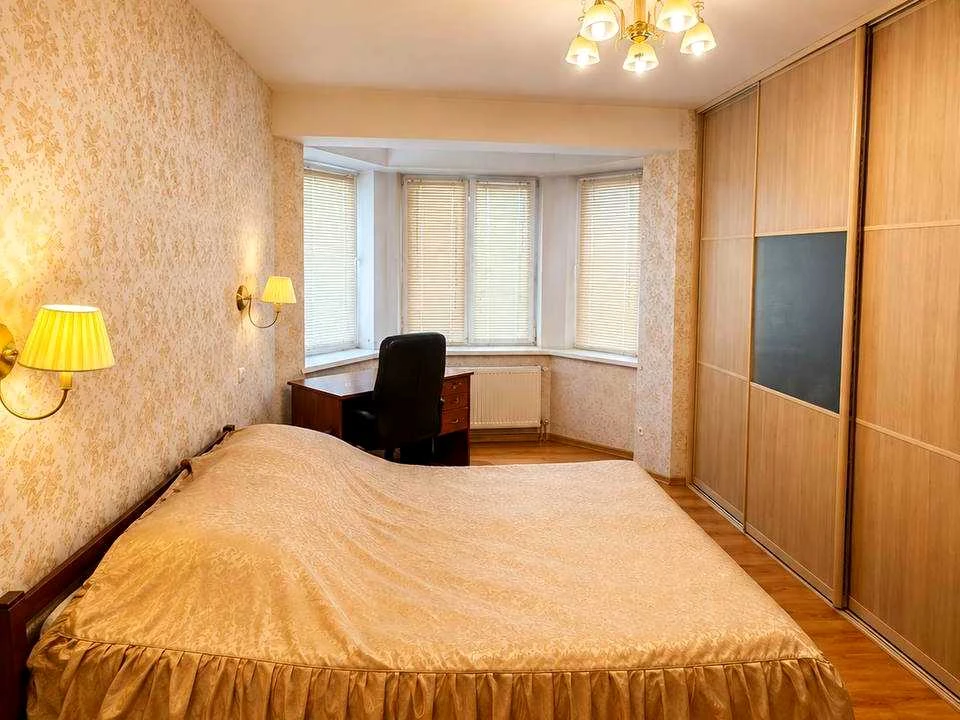 Будинок. Київ, Рогозівська вул.