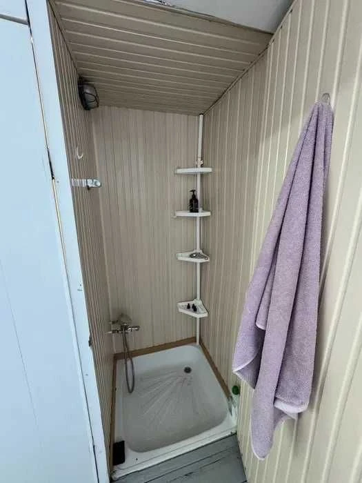 Продам двоповерховий будинок-дачу біля моря (причал)