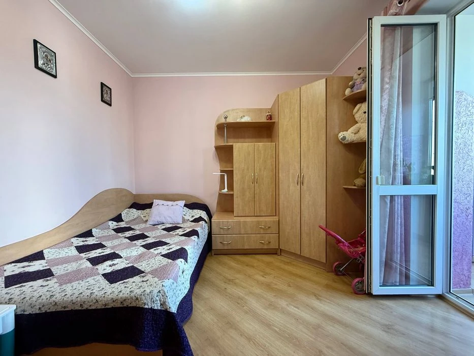 Продаж три кімнатної квартири в центрі міста