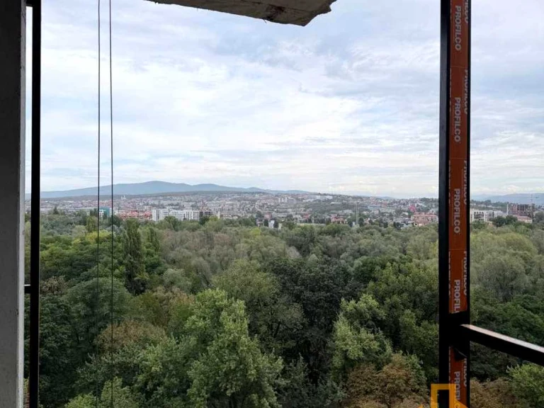 Квартира. Ужгород, Анатолія Тегзи вул., (Будинок 2)
