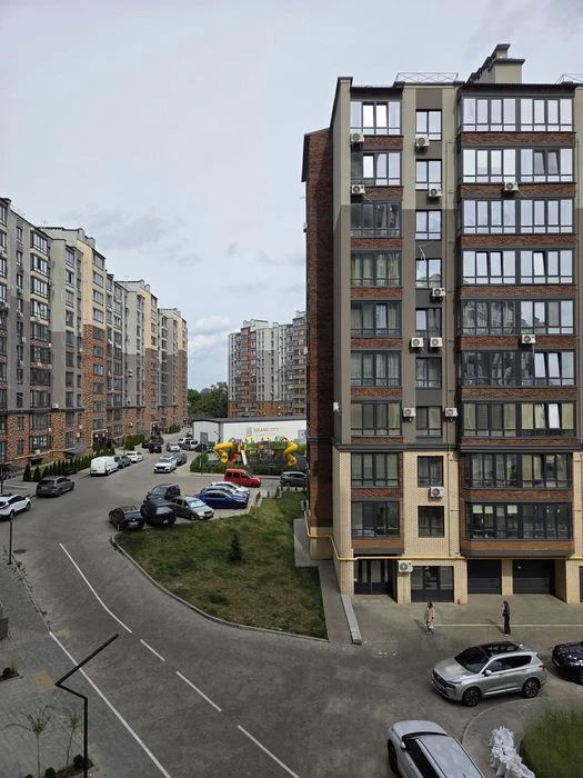 Продаж просторої 1-кімнатної квартири (53,6м²) в ЖК Гранд Сі