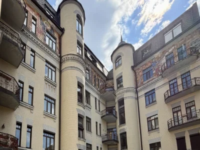 Продаж ексклюзивної квартири Замок на Панківській