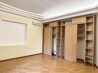 Продаж ексклюзивної квартири Замок на Панківській