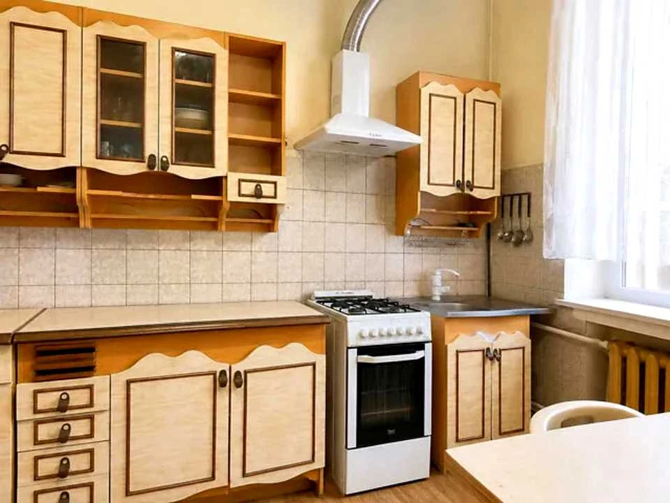 Будинок. Дніпро, Володимира Антоновича вул. (Свердлова)