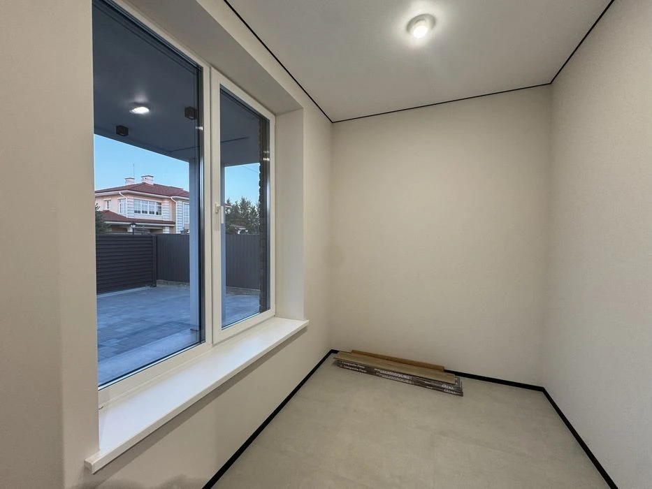Будинок з ремонтом (без комісії) 145 м² та 6 соток з ремонто