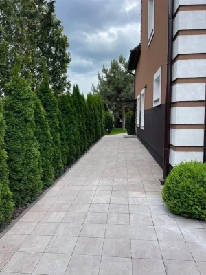 Продаж автономного будинку біля метро Осокорки, вул. САДОВА