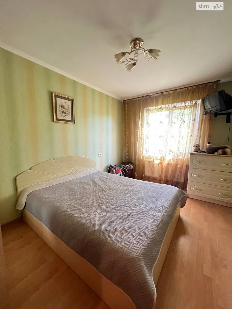 Продаж Квартира Брати