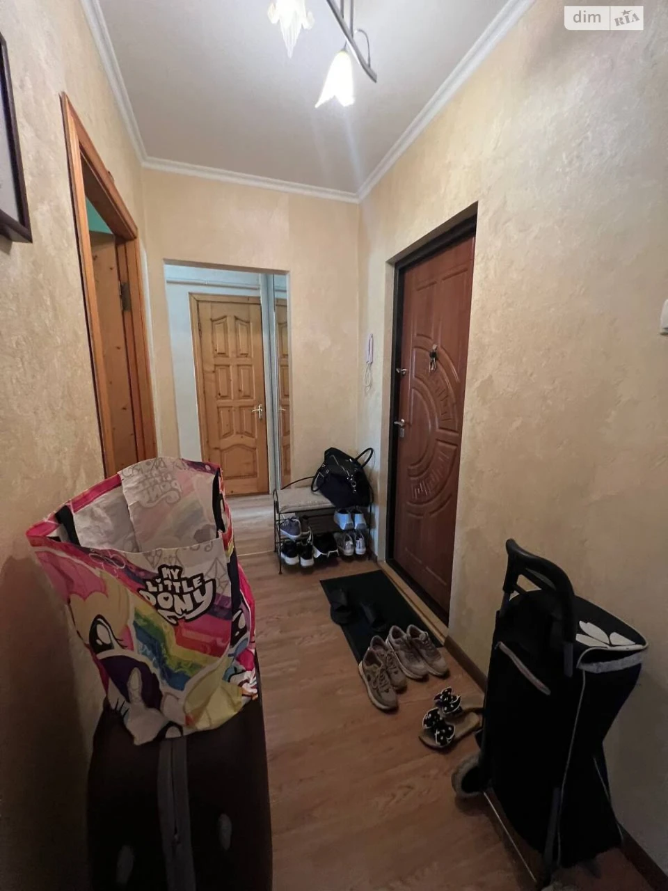 Продаж Квартира Брати