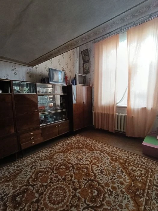 Продаж квартири на землі вул Демократична
