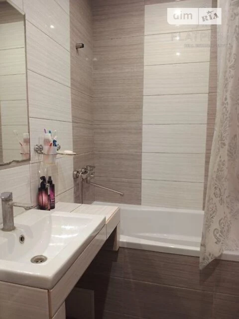 Продажа 1к квартиры 37.4 кв. м по ул. Тепличная 48 • ID 34681