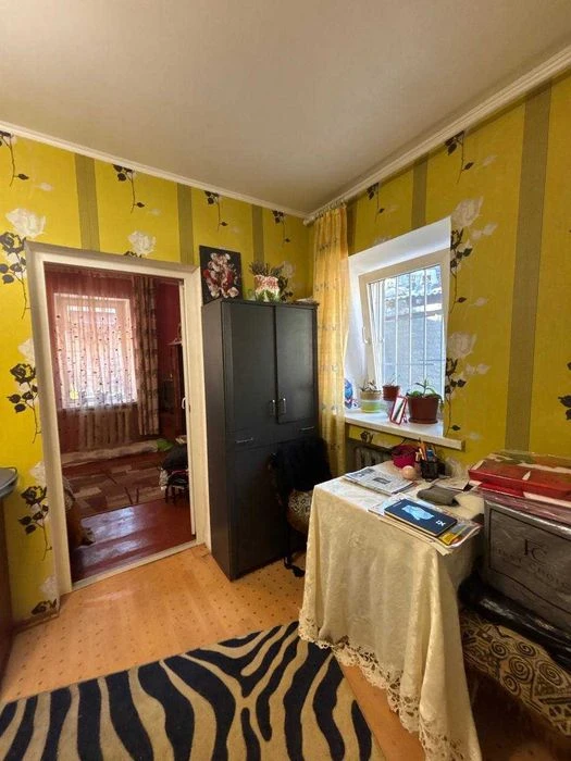Продам частину будинку в центрі Слободки!