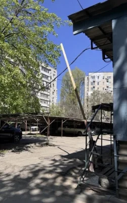 Продам крытое паркоместо на охраняемой стоянке  ул. Семьи Гл