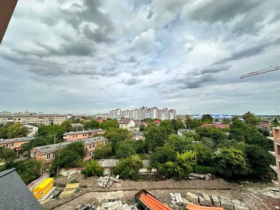 Квартира. Івано-Франківськ, Степана Бандери вул., (Будинок 1