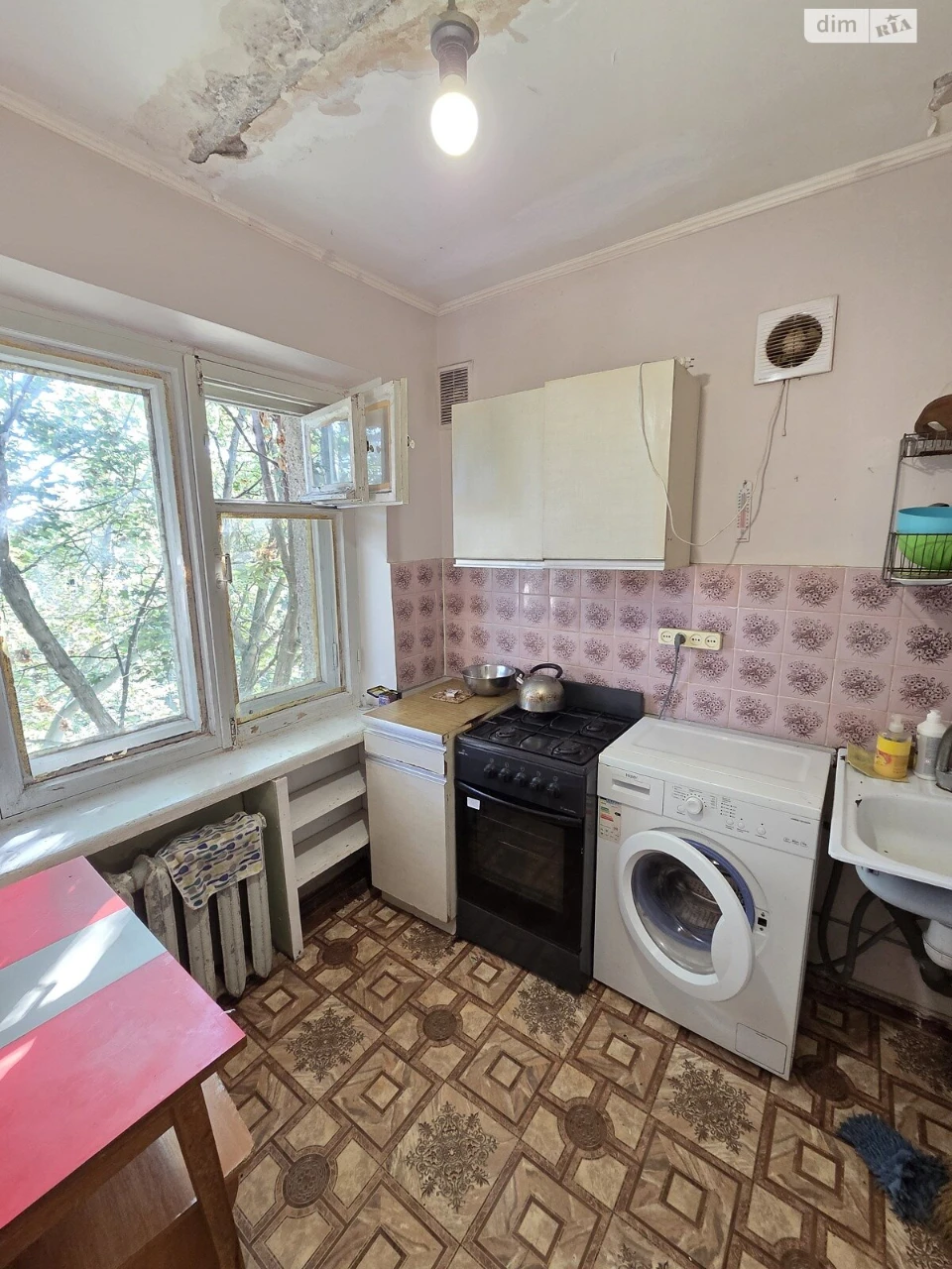 Long-Term Apartment Rental