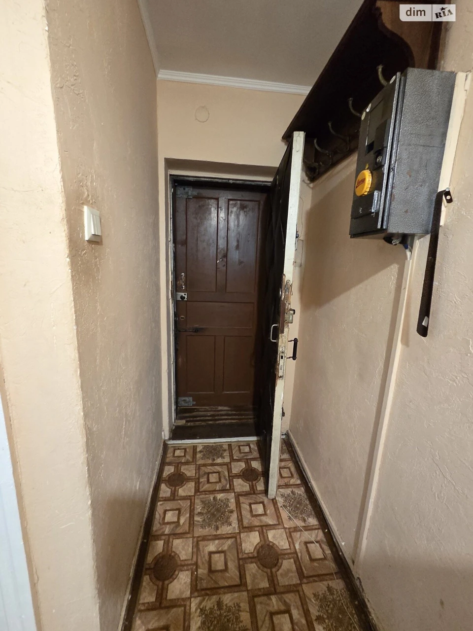 Long-Term Apartment Rental