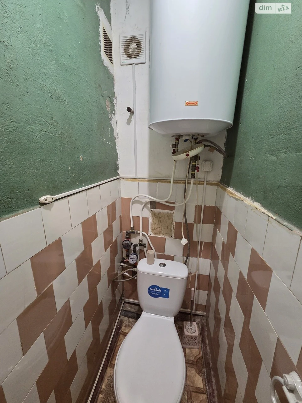 Long-Term Apartment Rental