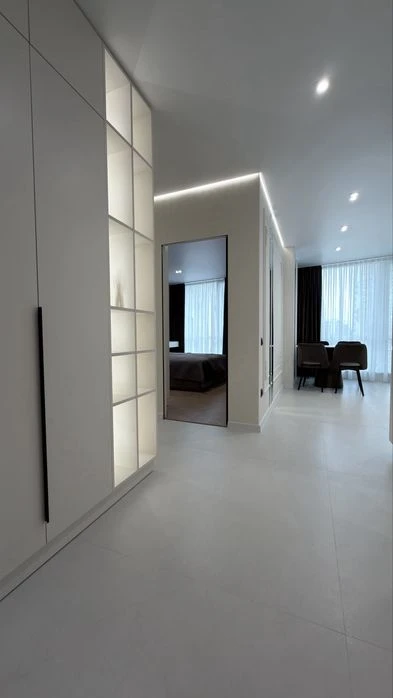 Продаж 1,5 кім.кв ОЗЕРО ЖК Manhattan LITE