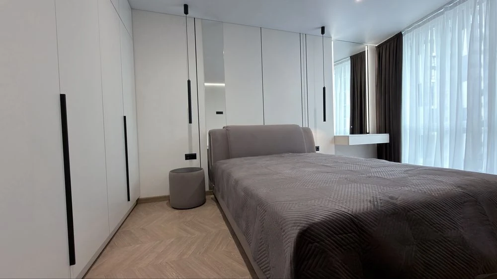 Продаж 1,5 кім.кв ОЗЕРО ЖК Manhattan LITE
