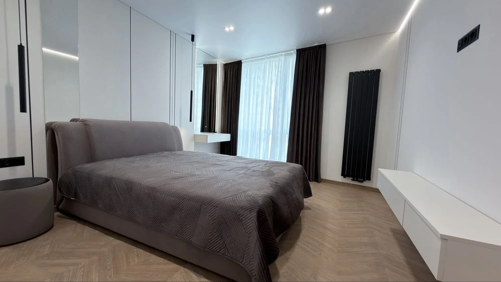 Продаж 1,5 кім.кв ОЗЕРО ЖК Manhattan LITE