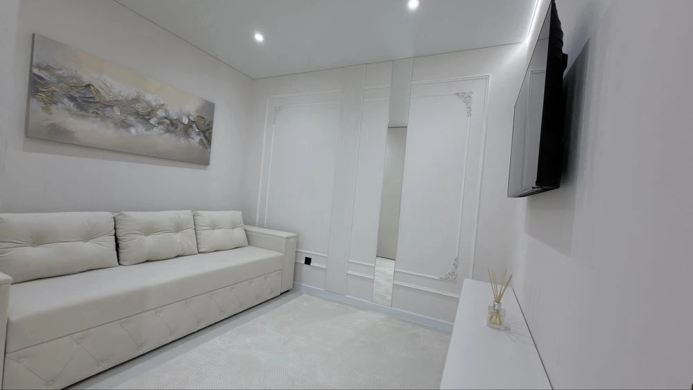 Продаж 1,5 кім.кв ОЗЕРО ЖК Manhattan LITE