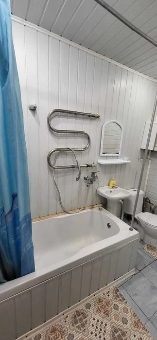 2к квартира біля 5 школи