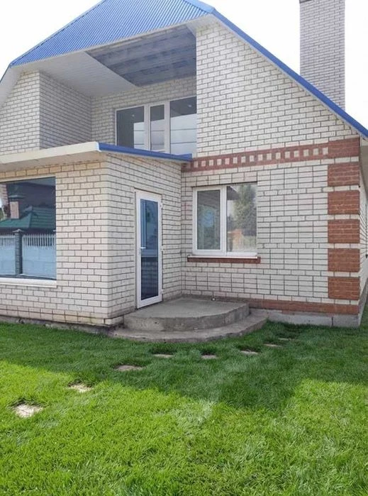 Продаж будинку 106 м2 10 сот, після будівельників. Цегла Окр