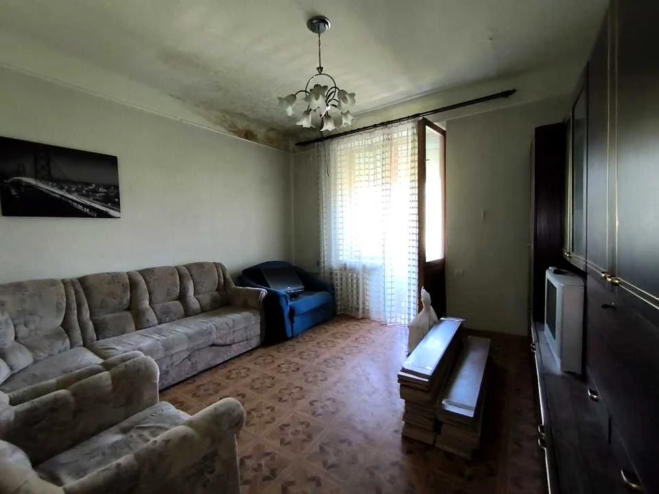 Apartment. Kharkiv, Industrial Avenue (Frunze)