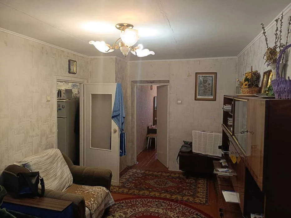 44436 Продаж 2 кімнатної квартири. ВИСТАВКА.